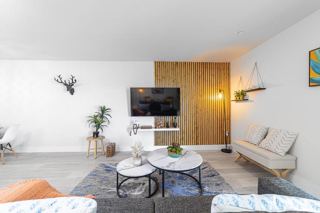 Апартаменты Lofts Of Aventura Майами Экстерьер фото