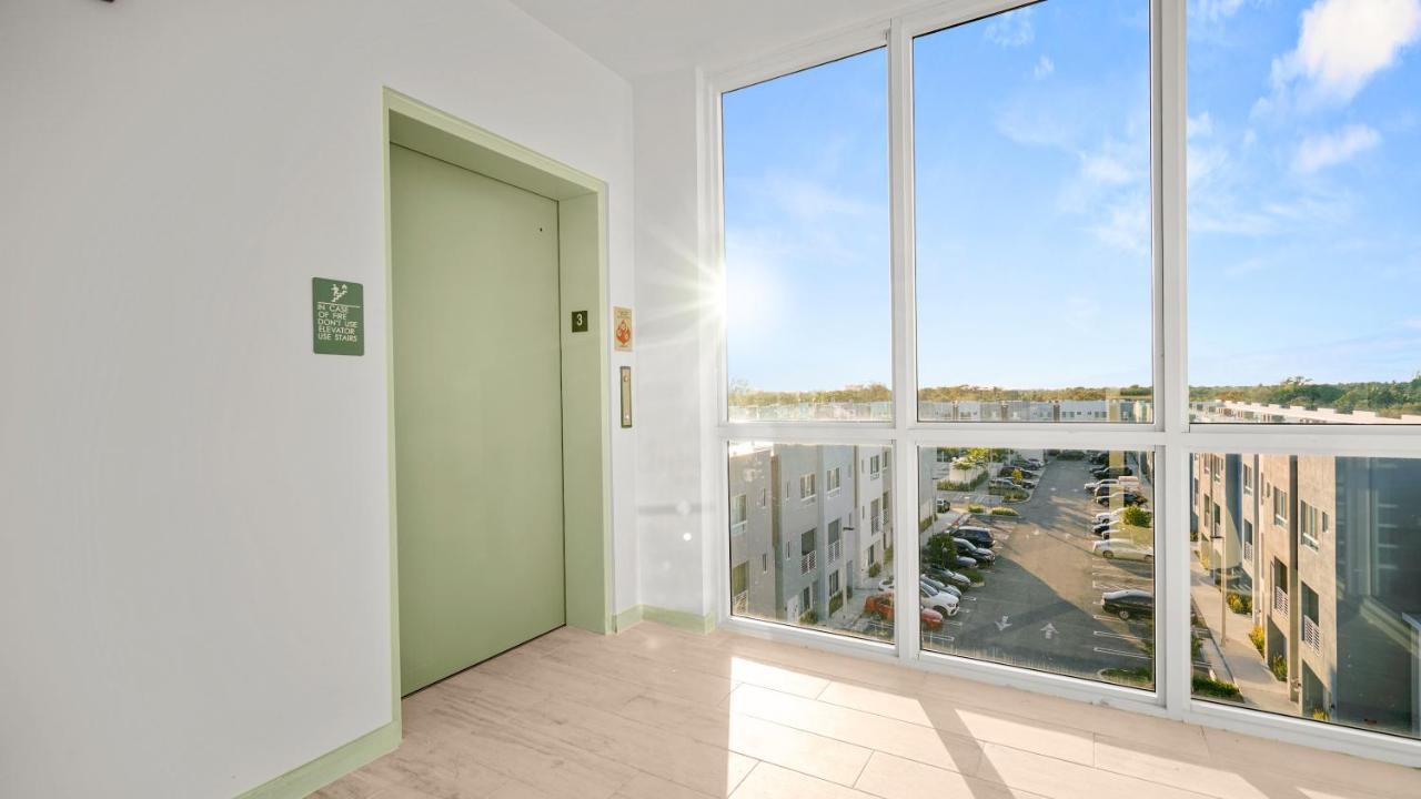 Апартаменты Lofts Of Aventura Майами Экстерьер фото
